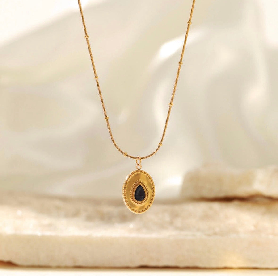 Black Tear Drop Stone Necklace