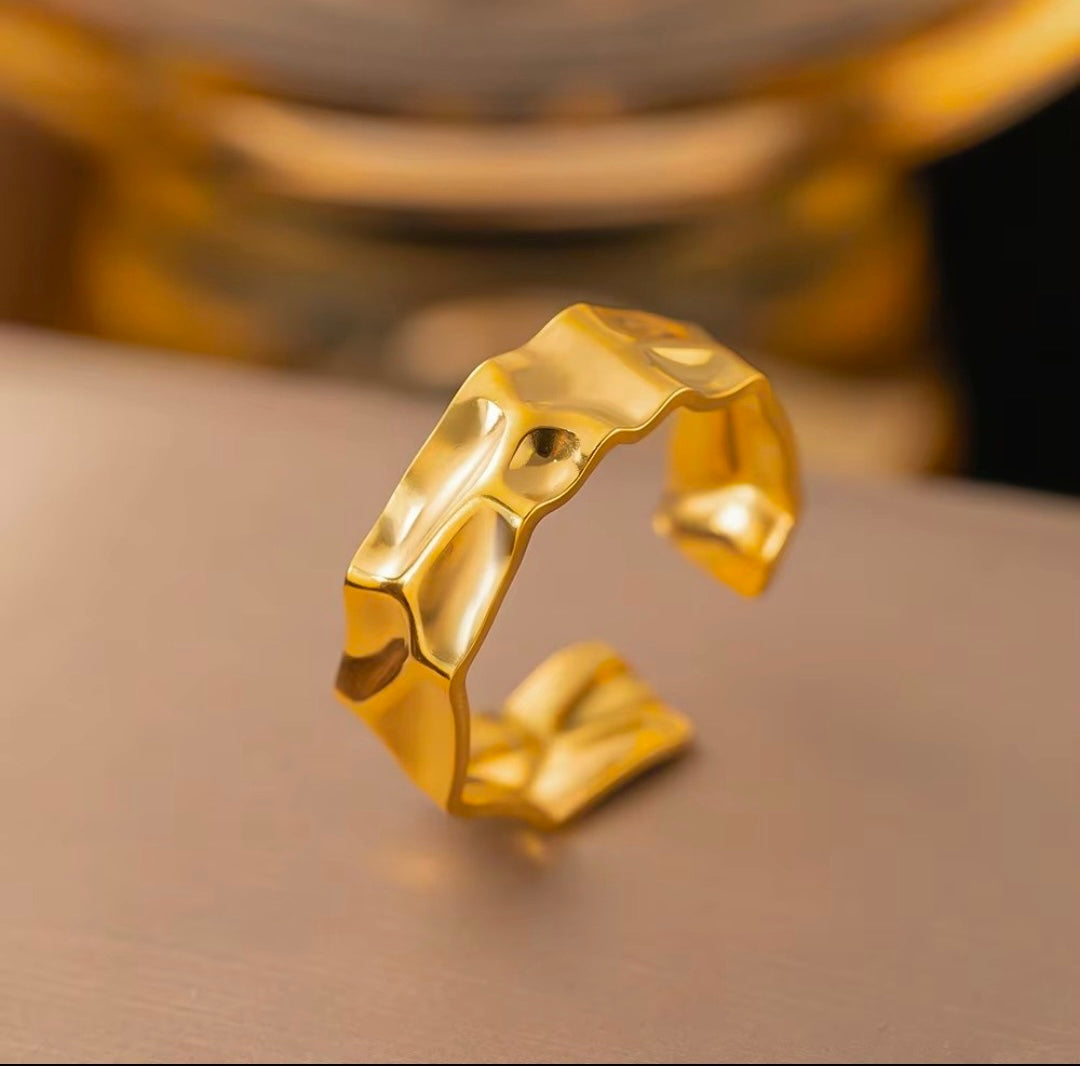 Anti Tarnish Texture Ring