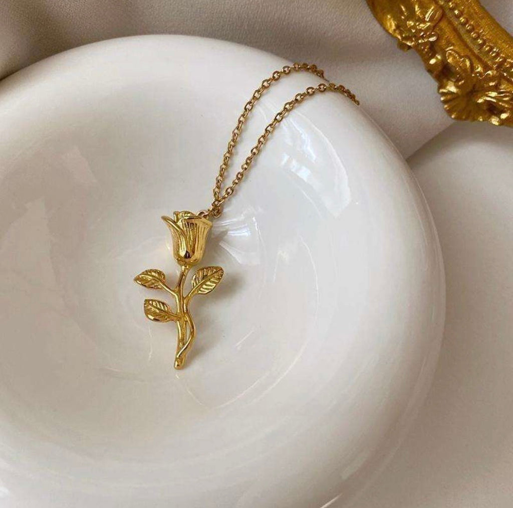 Anti Tarnish Rose Necklace