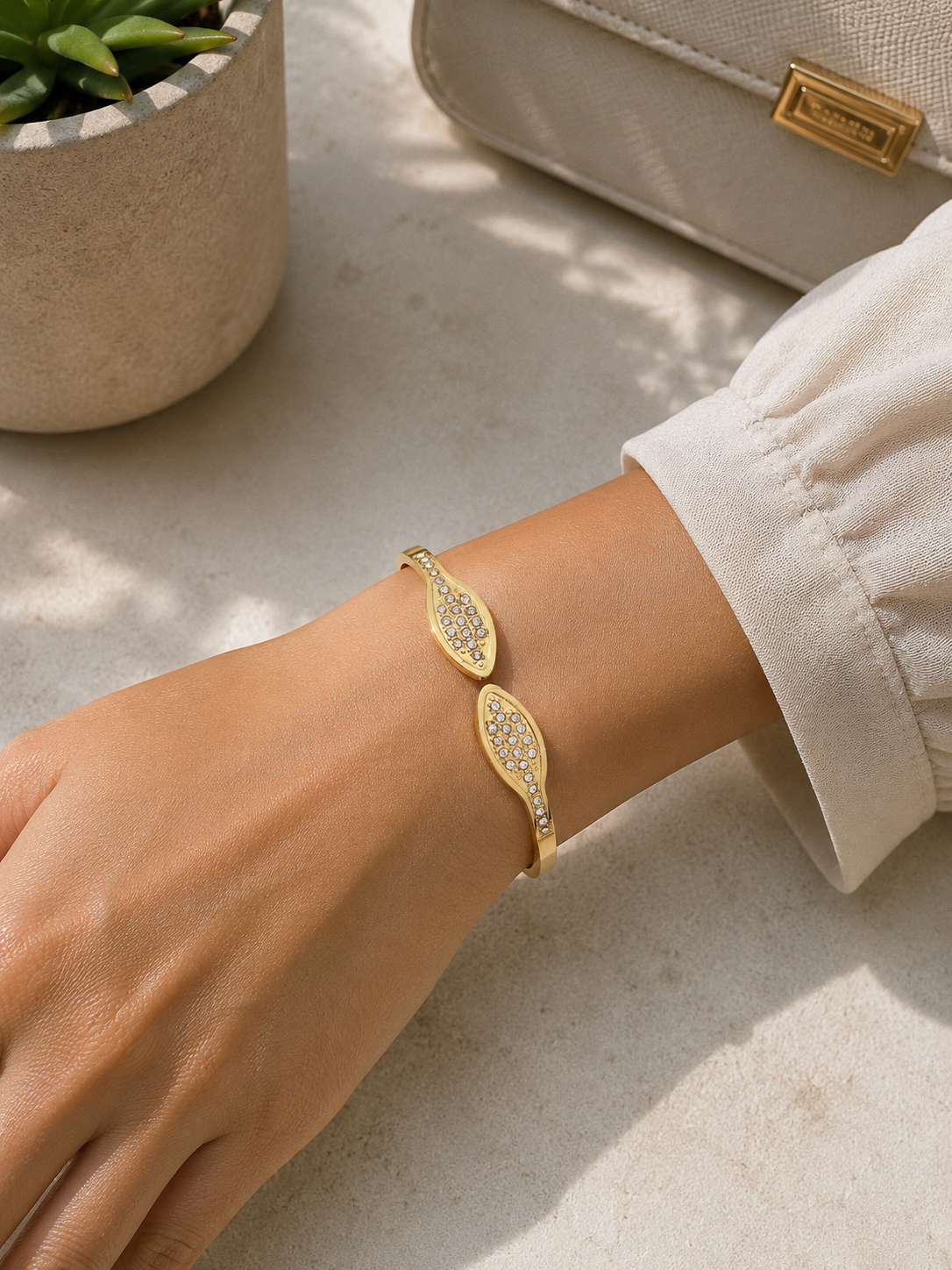 Serpentine Luxe Anti-Tarnish Bracelet (Baby Size)