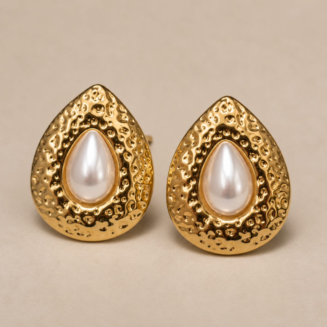 Vintage Teardrop Pearl Studs