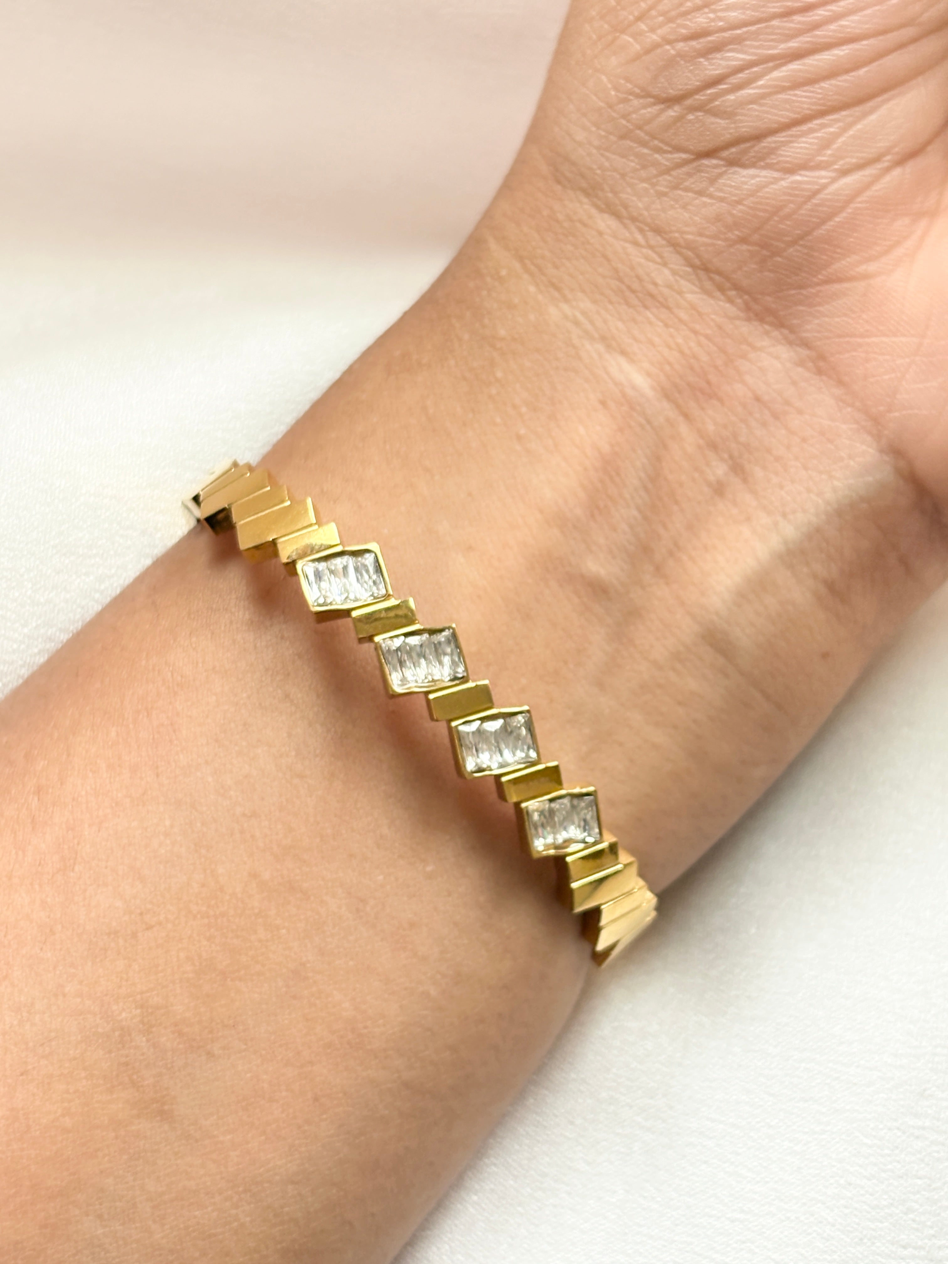 Radiance Step Crystal Bracelet (Baby Size)