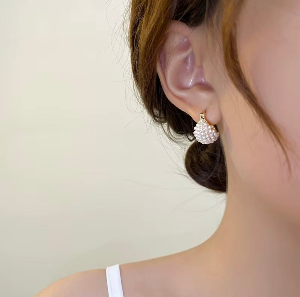 Pearl Cluster Gold Hoop Earrings