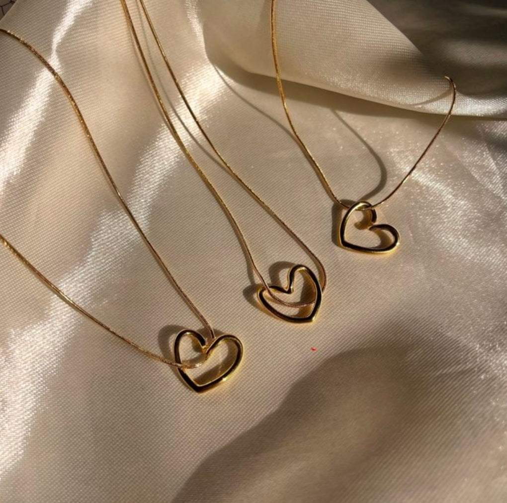 Eternal Heart Pendant Necklace